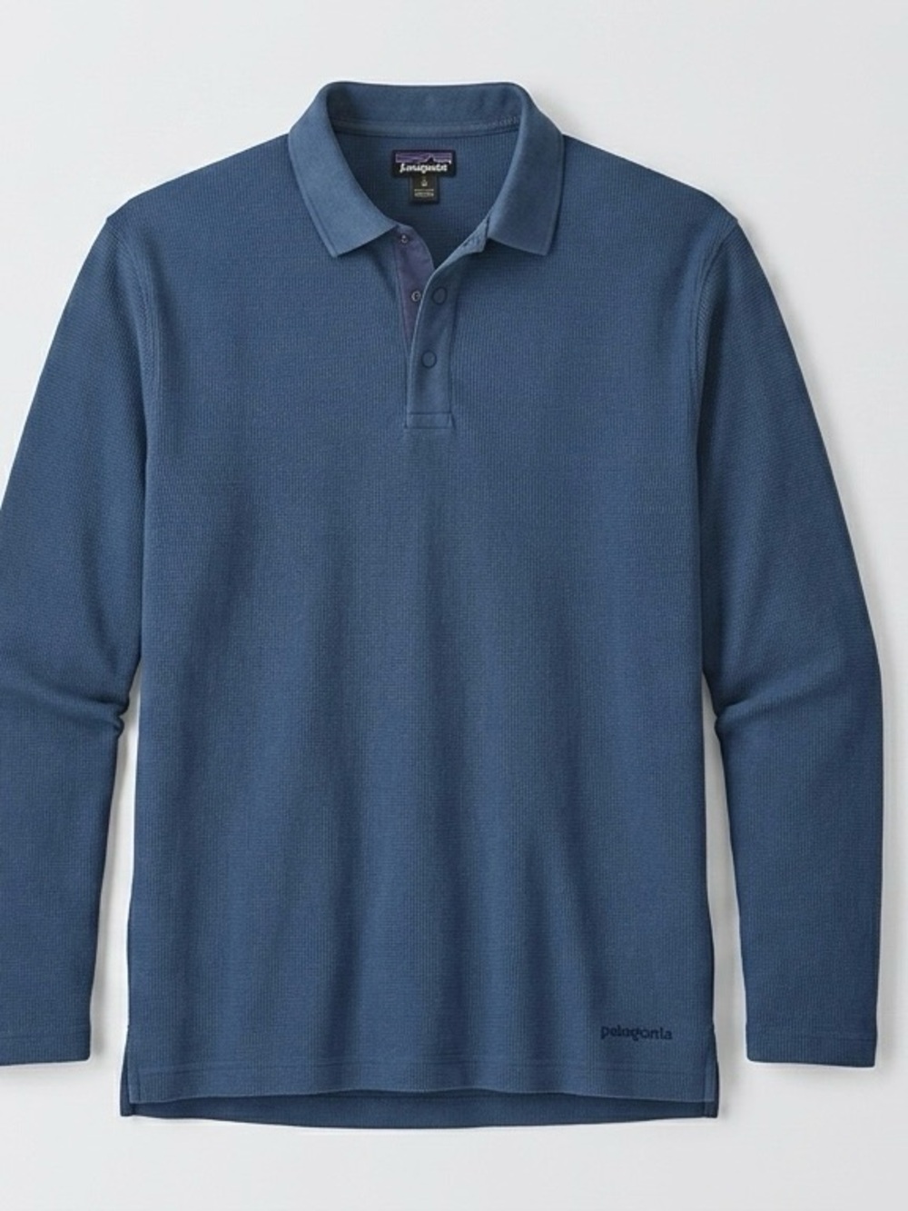 Vintage unused Patagonia Men's waffle knit Henley with snap buttons.  XL.  Flaw